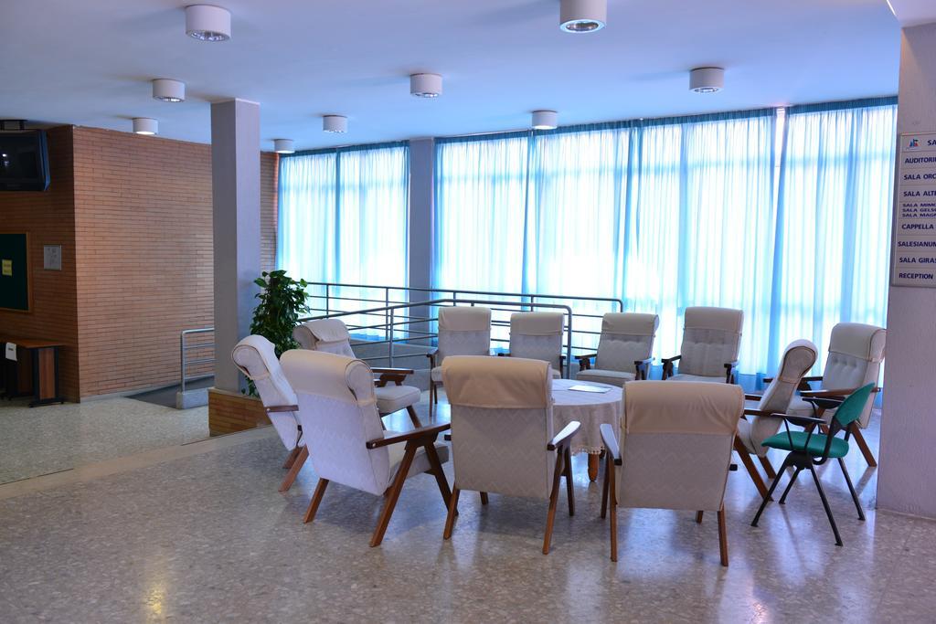 Casa Per Ferie Salesianum Villa Fiumicino Esterno foto