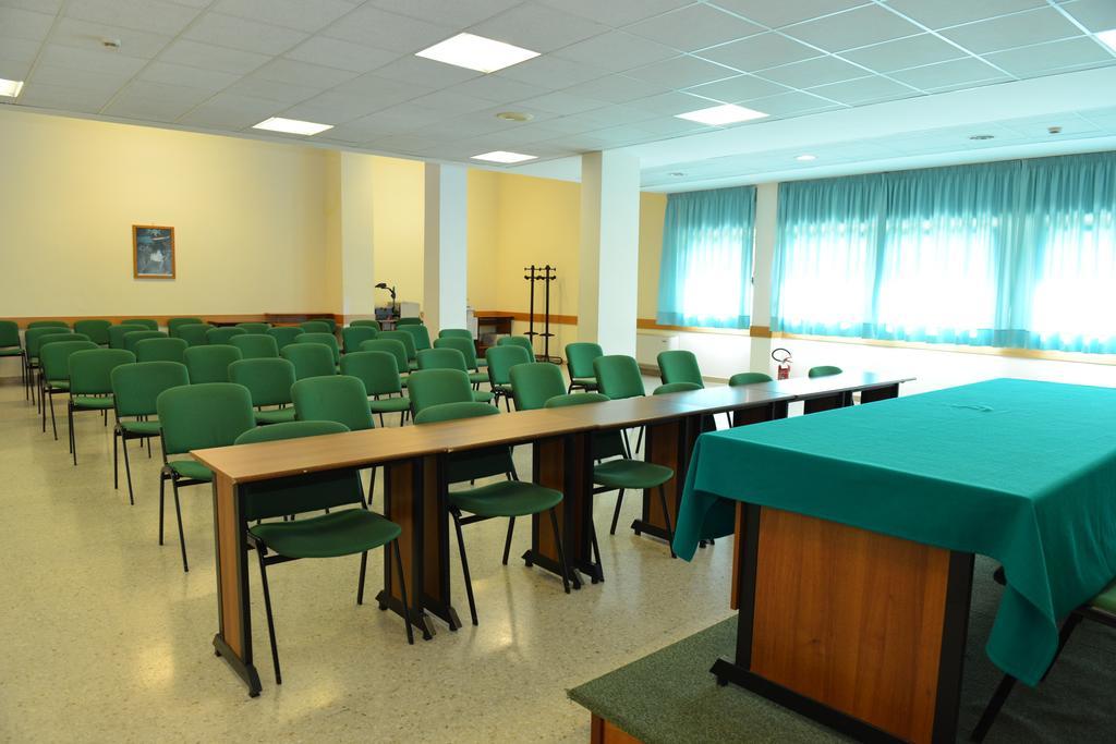 Casa Per Ferie Salesianum Villa Fiumicino Esterno foto