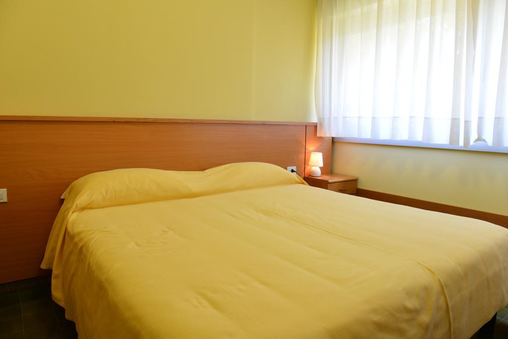Casa Per Ferie Salesianum Villa Fiumicino Camera foto